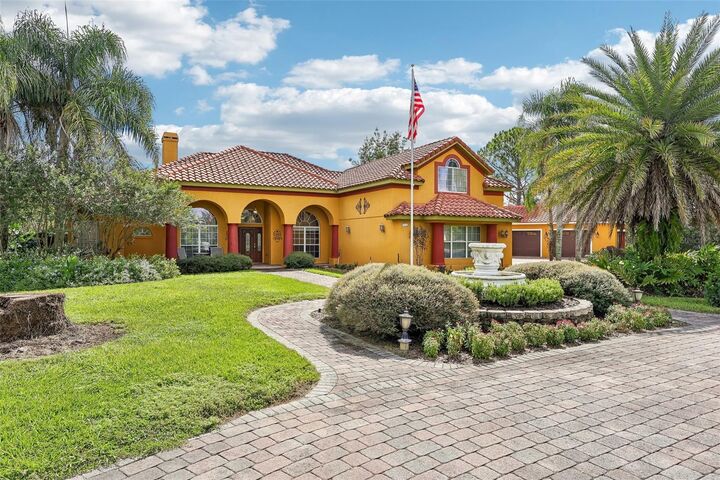 Property Photo:  32736 Wolfs Trail  FL 32776 