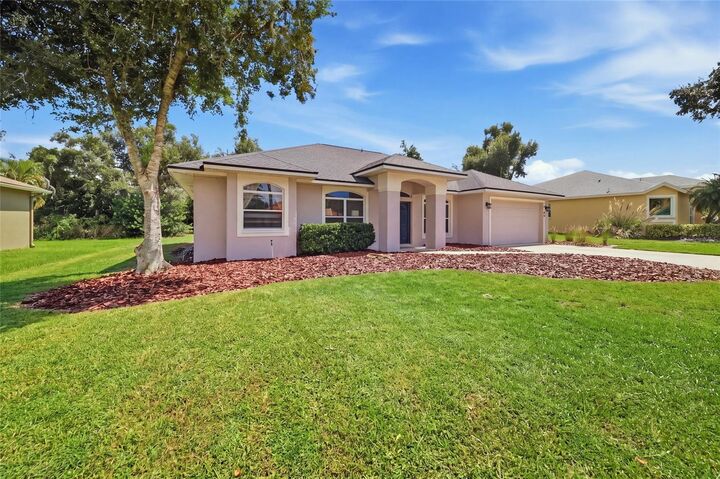 Property Photo:  3104 River Woods Drive  FL 34219 