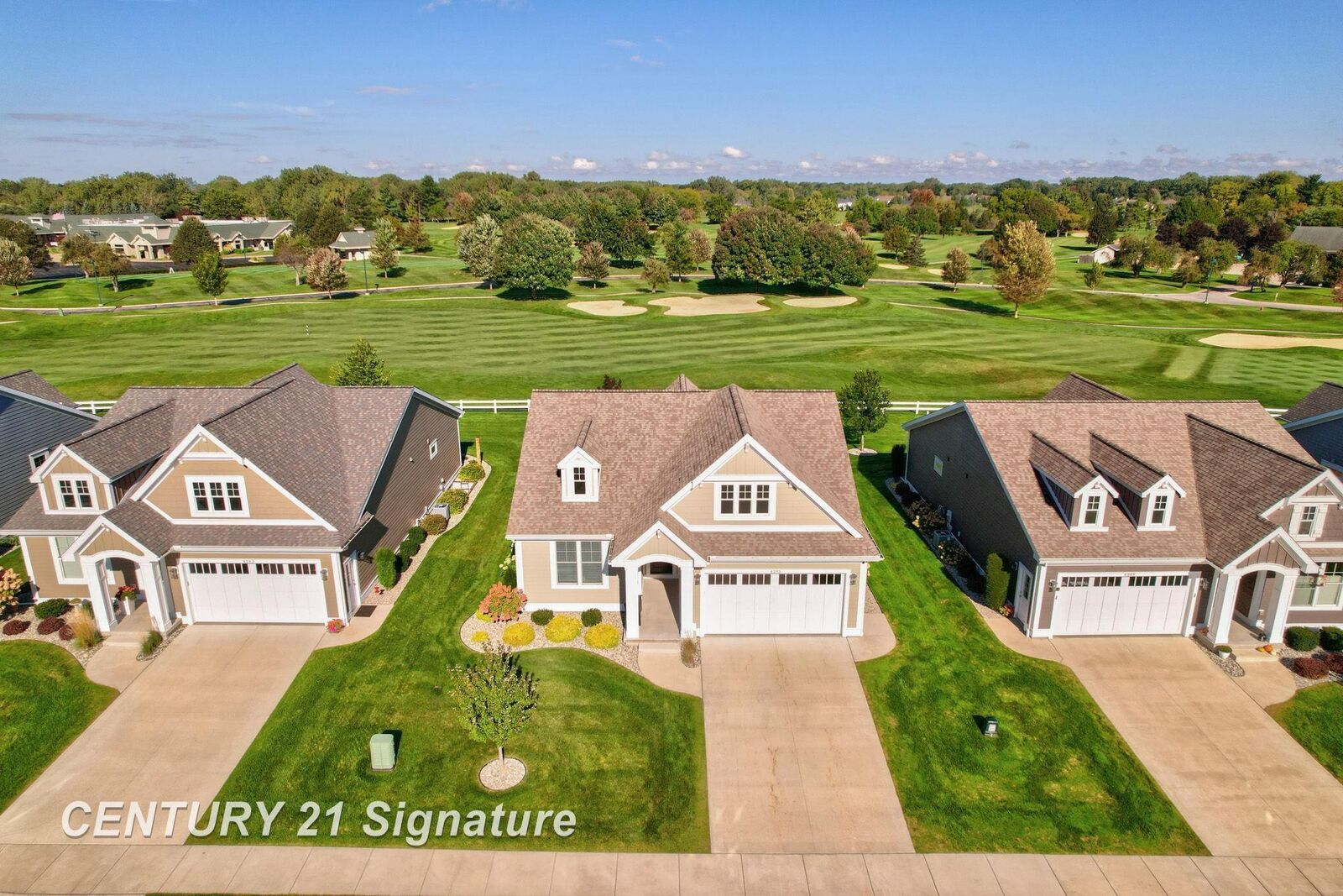 Property Photo:  4295 Village Green Drive  MI 48623 