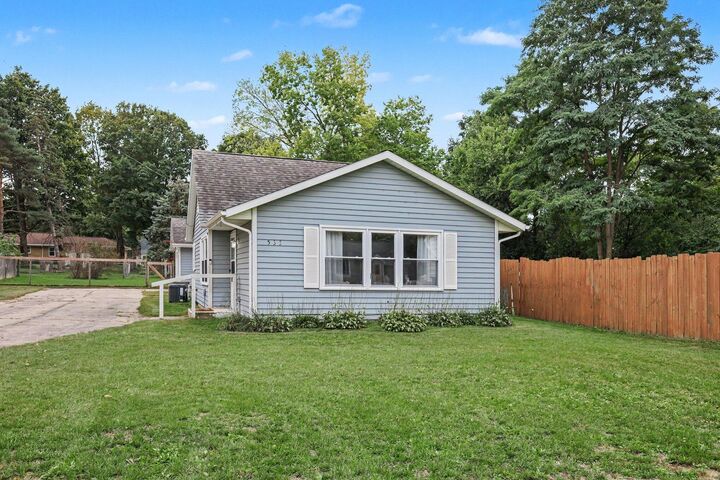 Property Photo:  533 W Cherry Street  MI 49348 
