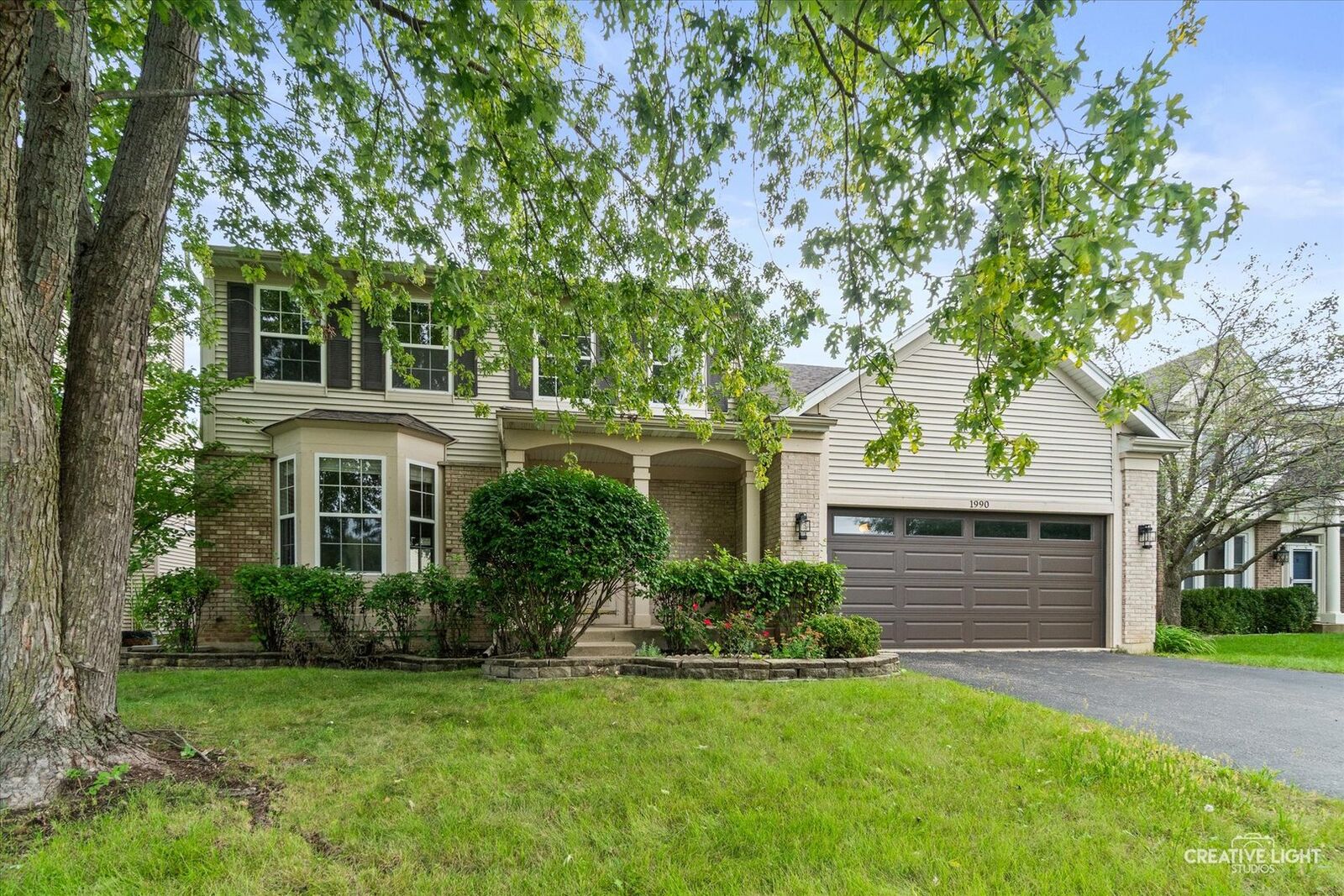 Property Photo:  1990 Summerlin Drive  IL 60503 