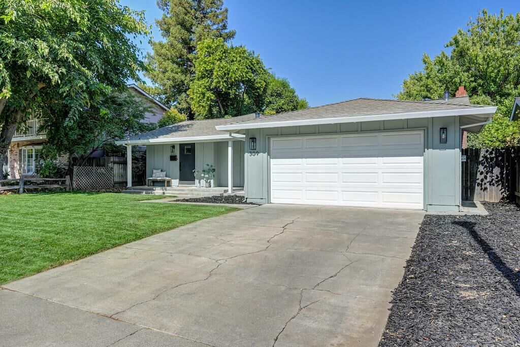 Property Photo: 309 Anza Avenue CA 95616