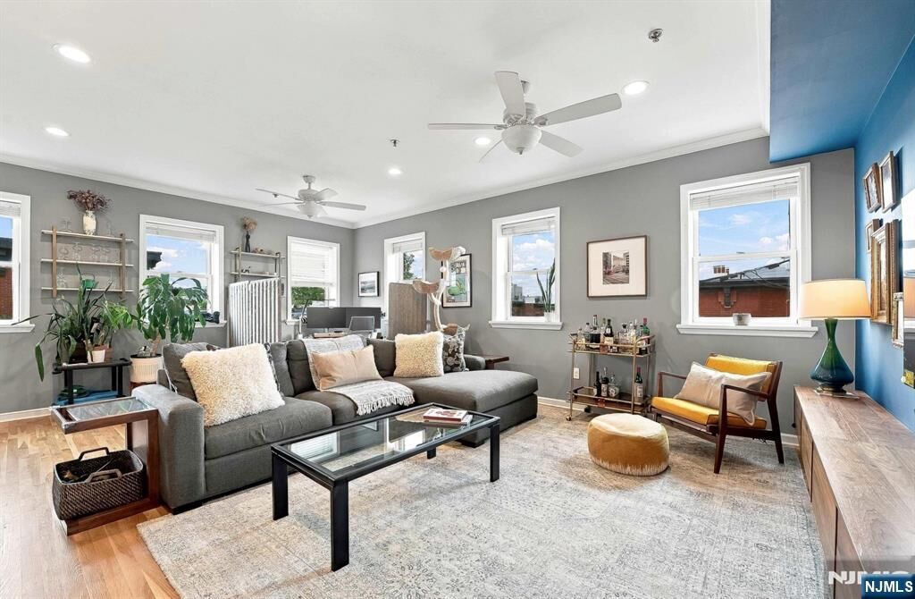 Property Photo:  547 Bloomfield Street 4  NJ 07030 