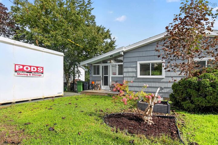 Property Photo:  37 Clearview Street  NS B3R 1N7 
