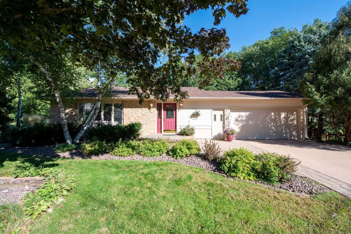Property Photo: 2 Capri Drive MN 56001