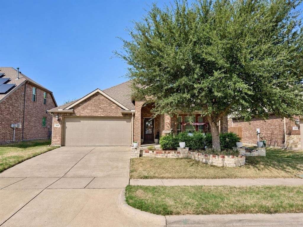 Property Photo: 112 Rustic Oak Lane TX 75072