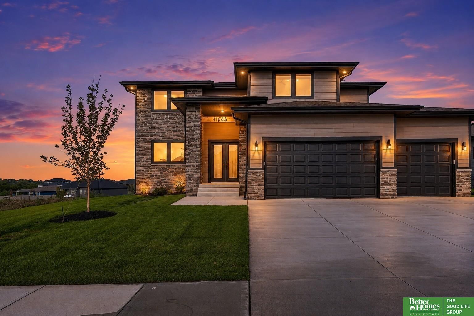 Property Photo: 11663 S 123rd Avenue NE 68046