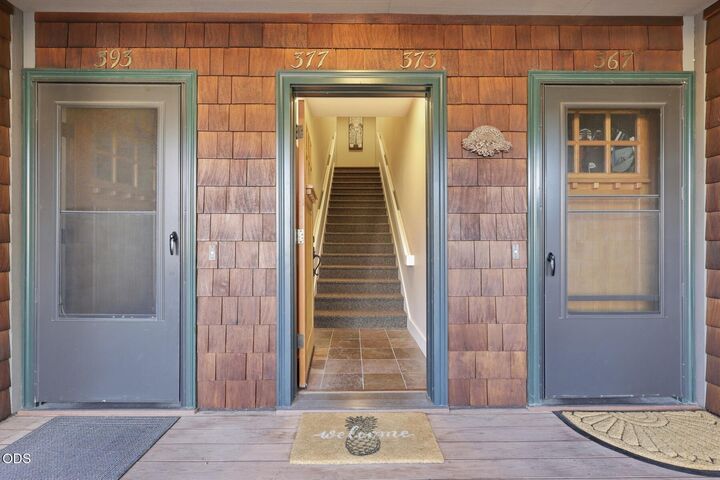 Property Photo:  377 S Pine Meadow Street  OR 97759 