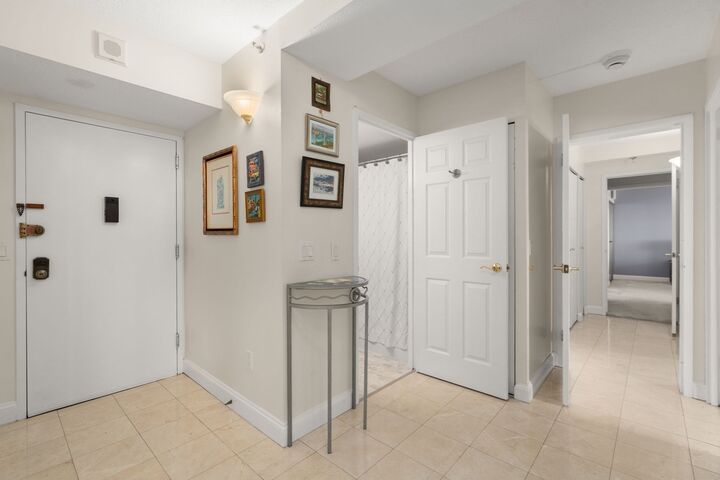 Property Photo: 250 Hammond Pond Parkway 1611N MA 02467