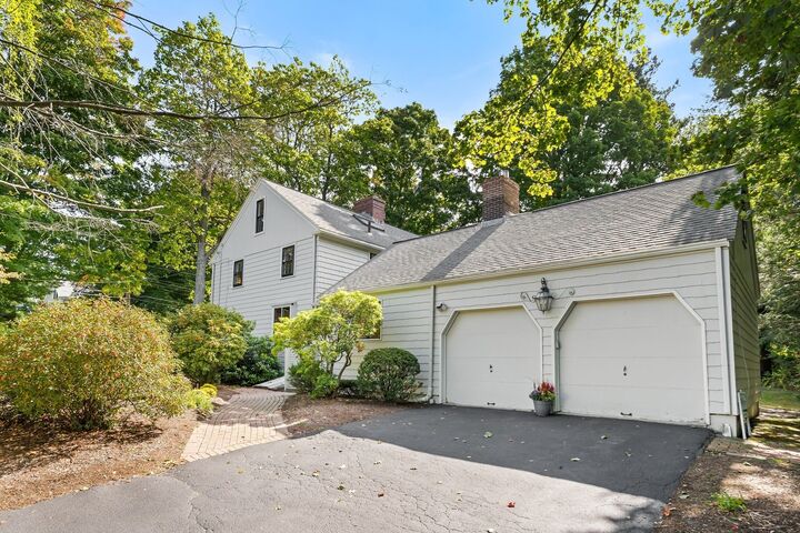 Property Photo: 1 Overlook Way MA 01890