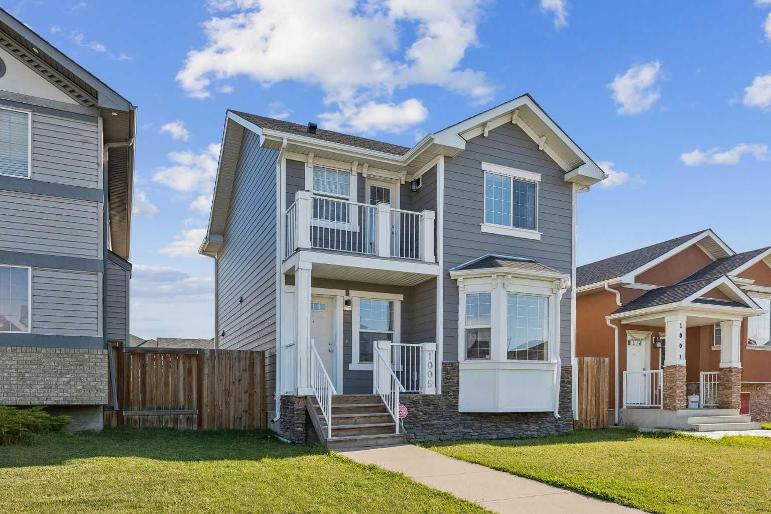 Property Photo:  1005 Taradale Drive NE  AB T3J 0E7 