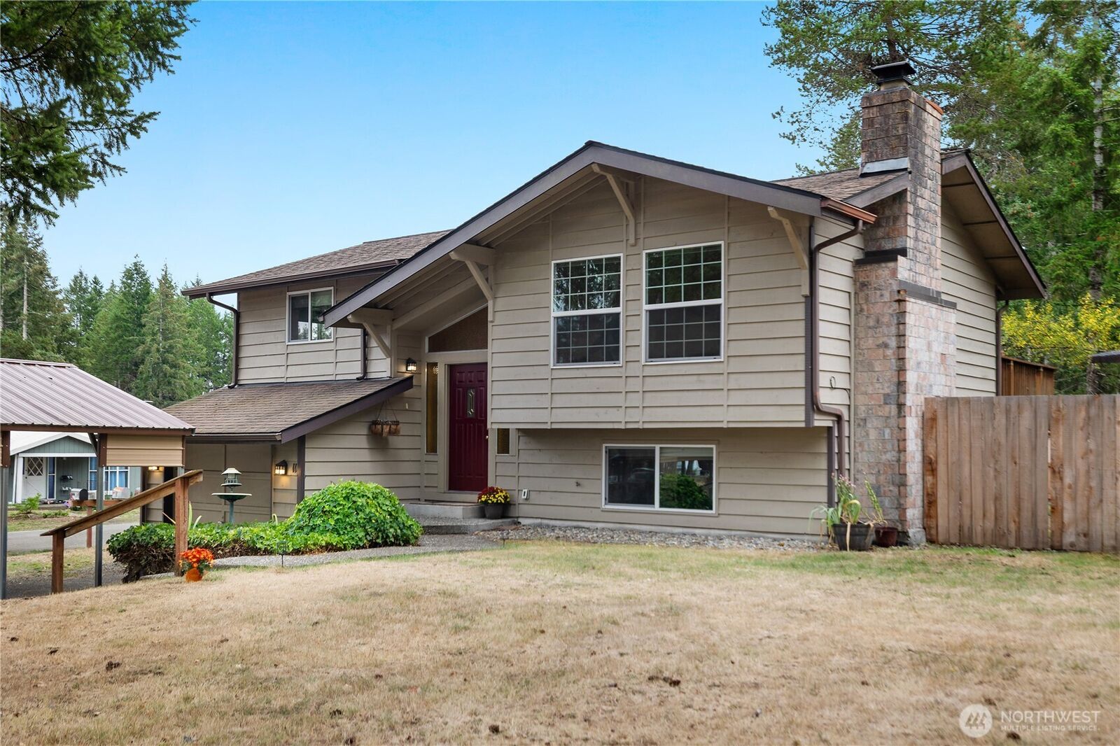 Property Photo:  11 E Alder Place W  WA 98584 
