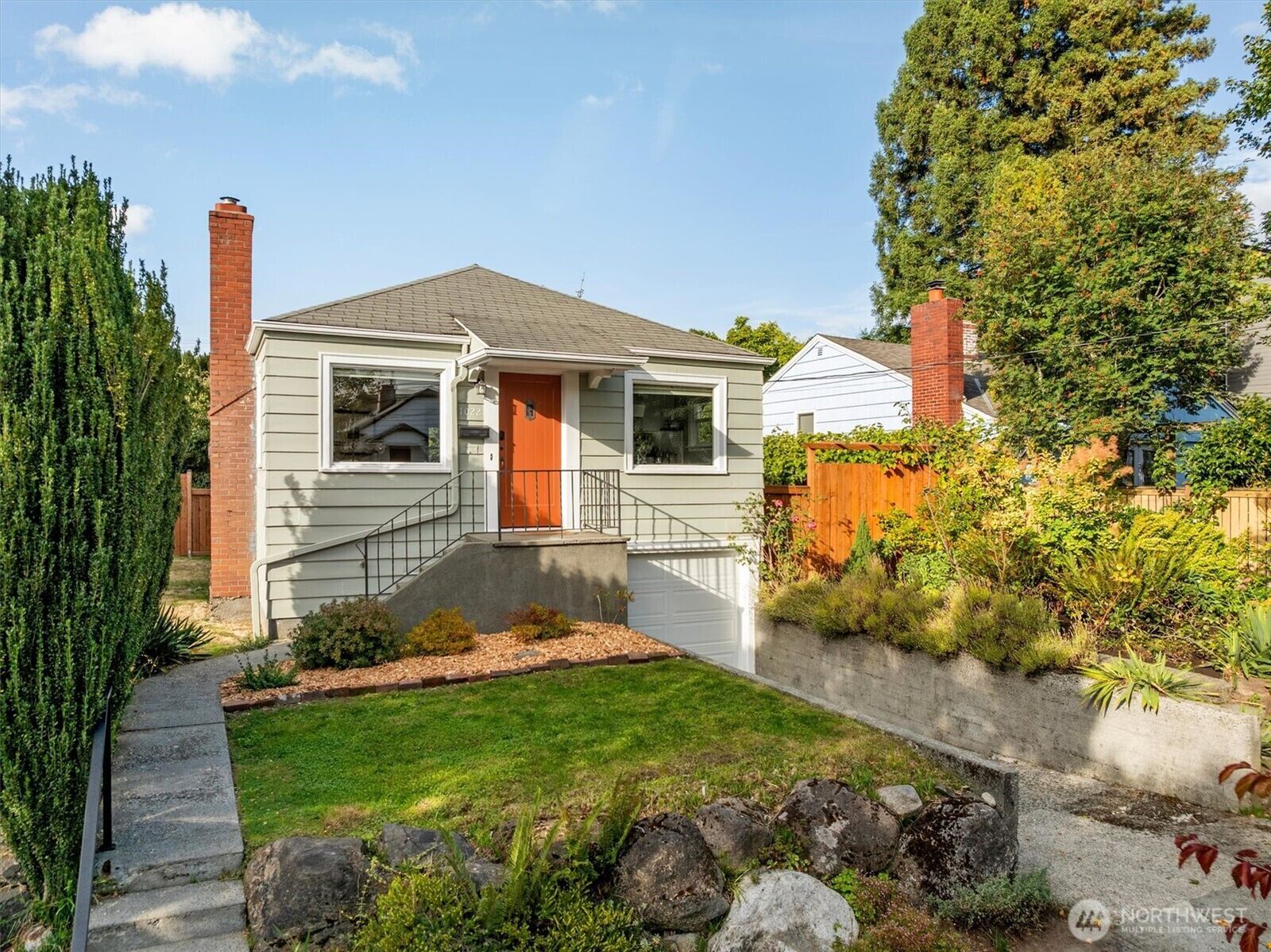 Property Photo: 1022 NE 72nd Street WA 98115