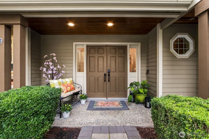 Property Photo: 26257 SE 162 Place WA 98027