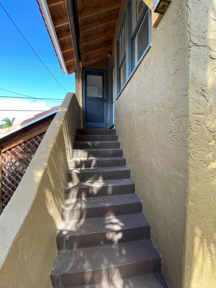 Property Photo:  203 Foresteria Drive 1  FL 33403 