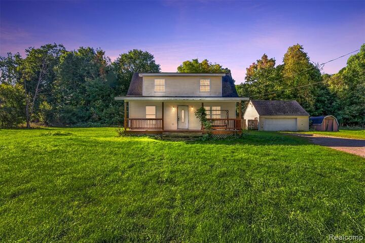 Property Photo:  5492 Hubbard Drive  MI 48506 