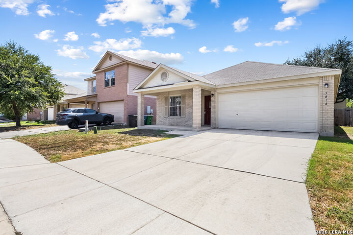 Property Photo: 5814 Armstrong Wells TX 78249