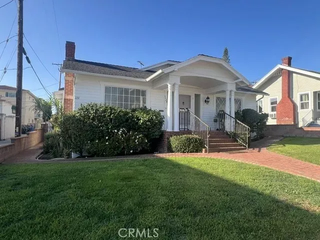 Property Photo:  1129 W 9th Street  CA 90731 