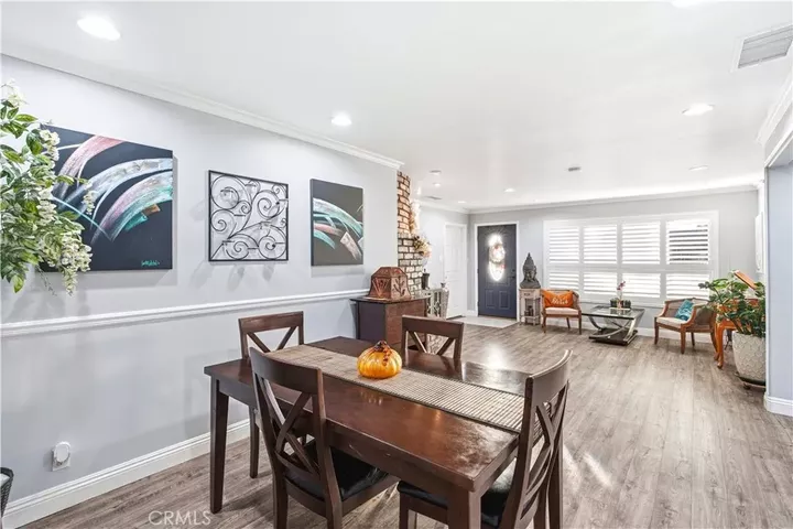 Property Photo: 2102 Pattiz Avenue CA 90815