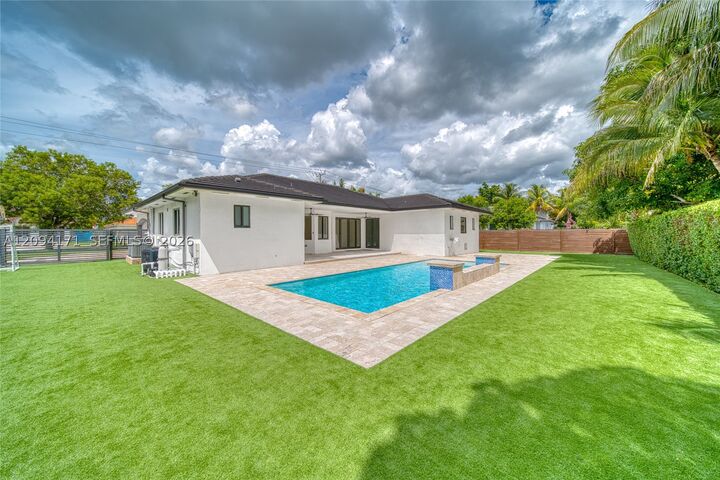 Property Photo: 17265 SW 92nd Ct FL 33157