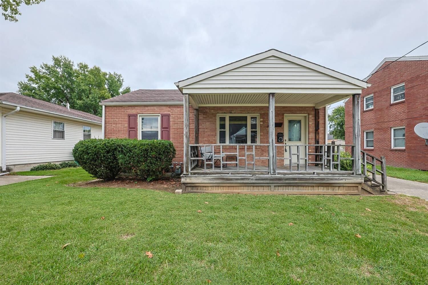 Property Photo: 56 Parkside Avenue IN 47025