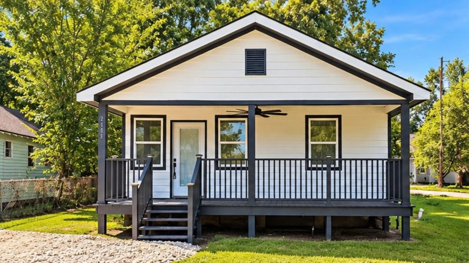 Property Photo:  2495 Beatrice St.  TX 77703 