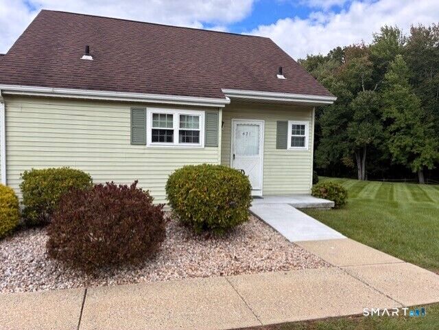 Property Photo:  421 Lady Bug Lane 421  CT 06066 
