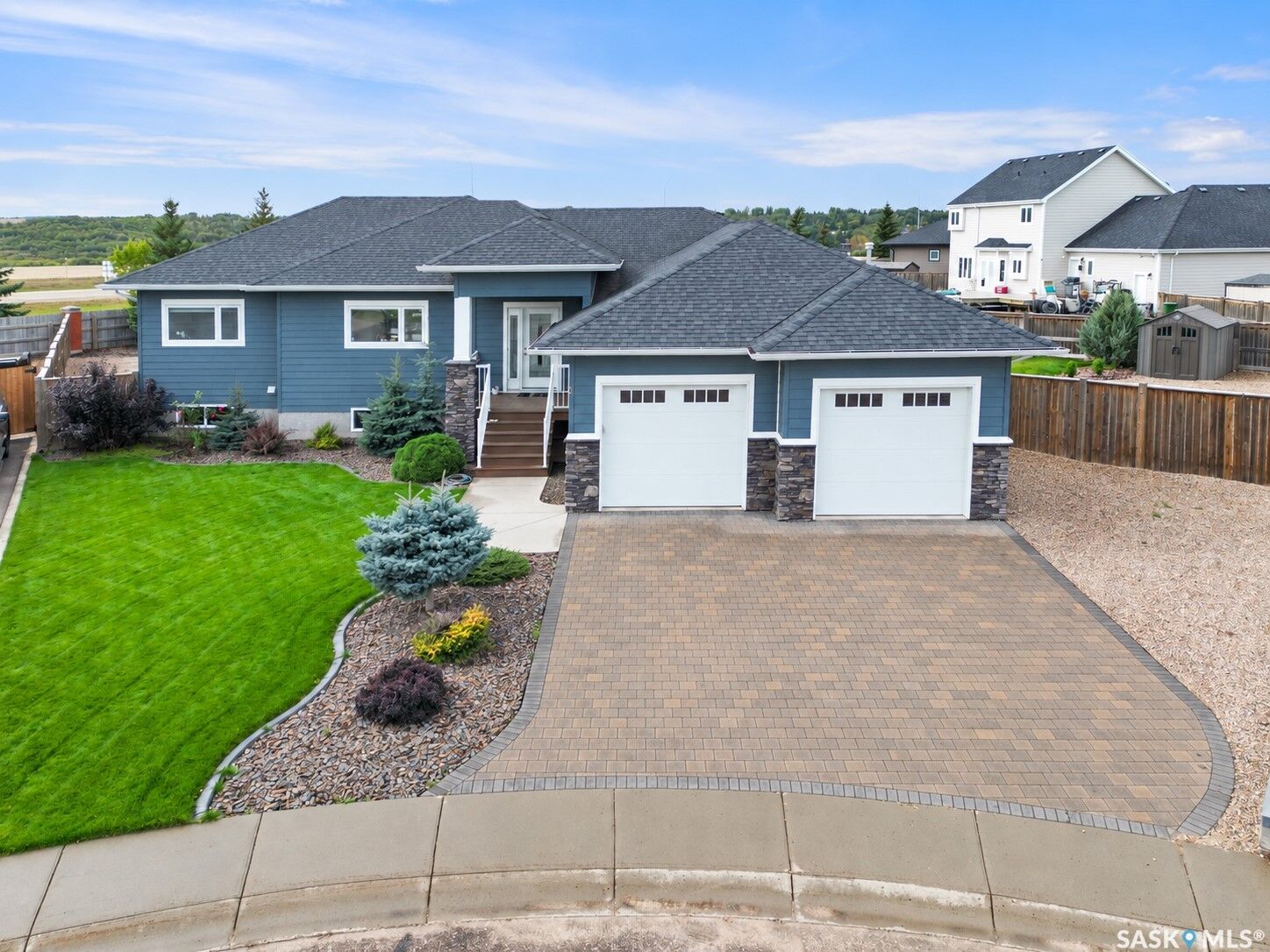 Property Photo:  5 Macdonnell Court  SK S0M 0E0 