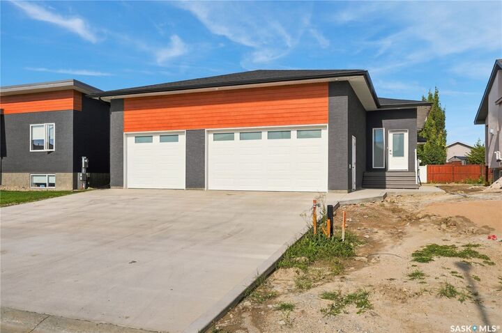 Property Photo:  522 Assiniboia Street  SK S0G 0E0 