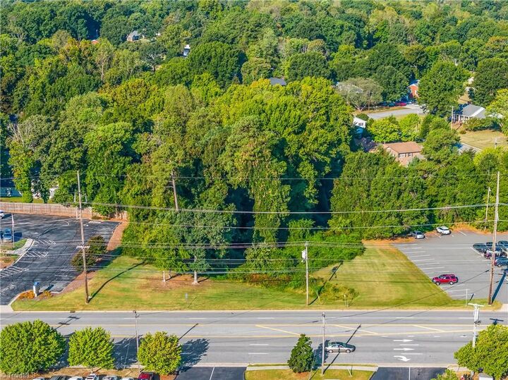 Property Photo:  1702 Westchester Drive  NC 27262 