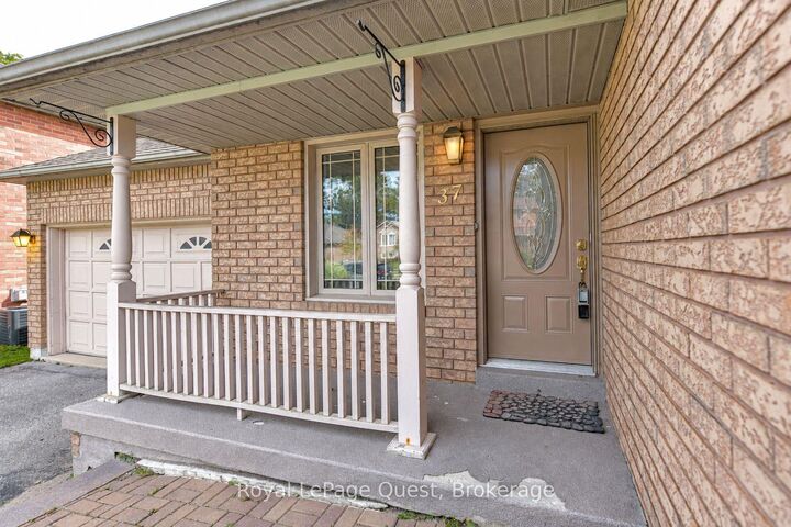 Photo de la propriété:  37 Ashton Street  ON L3V 7V5 
