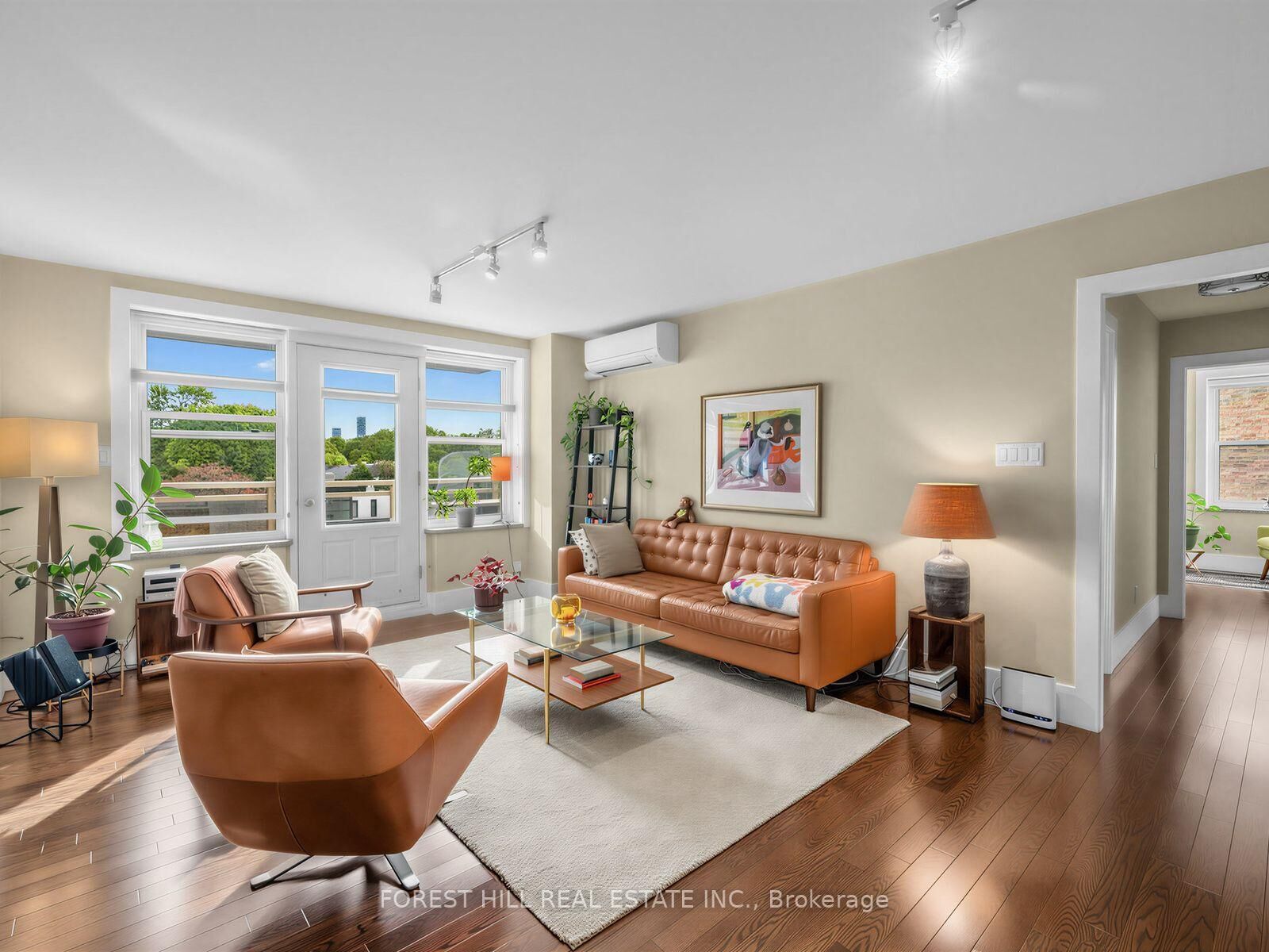 Property Photo:  2603 Bathurst Street 401  ON M6B 2Z6 