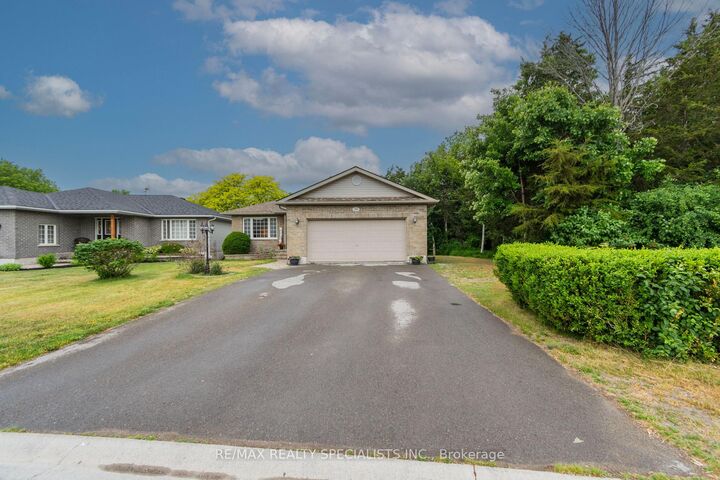 Property Photo:  20 Stonegate Crescent  ON K0K 2C0 