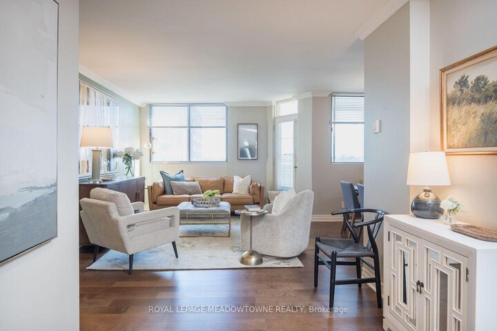 Photo de la propriété: 81 Millside Drive 704 ON L9T 3X4