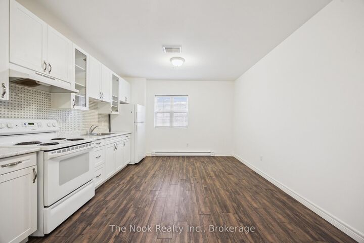Property Photo:  38 Walton Street 306  ON L1A 1N1 