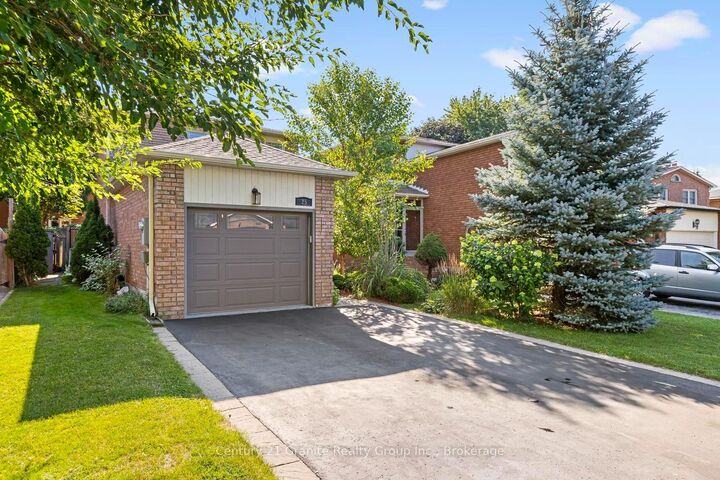 Property Photo:  25 Greenwood Road  ON L4A 5E8 
