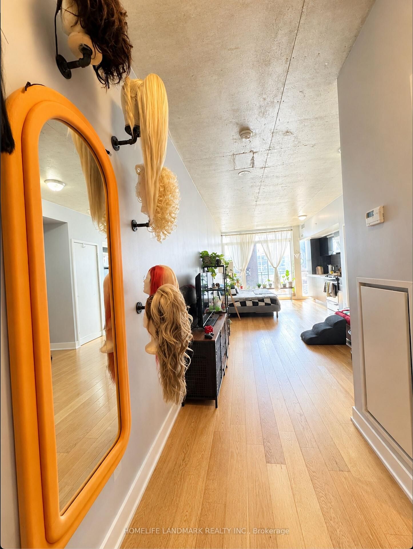 Property Photo:  1190 Dundas Street E 409  ON M4M 0C5 