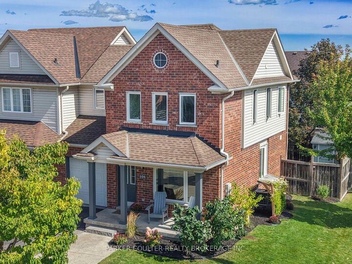 Property Photo:  104 Bentley Crescent  ON L4N 0Z1 