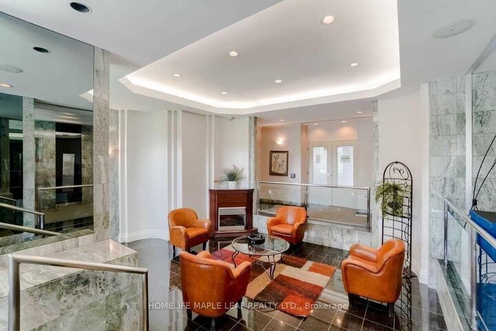 Property Photo:  4470 Tucana Court # 412  ON L5R 3K8 