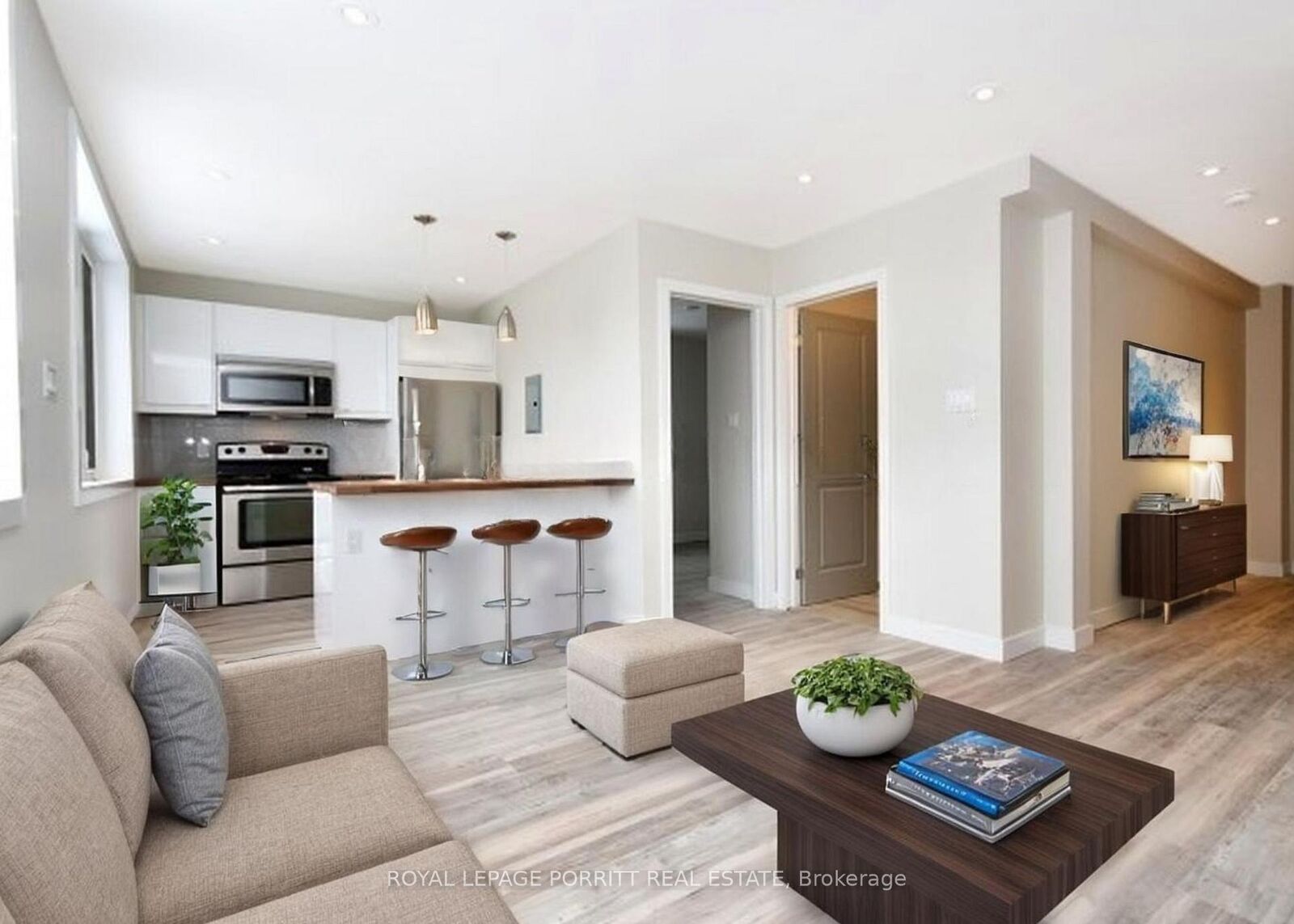 Property Photo:  3411 Lake Shore Boulevard W 1  ON M8W 1N2 