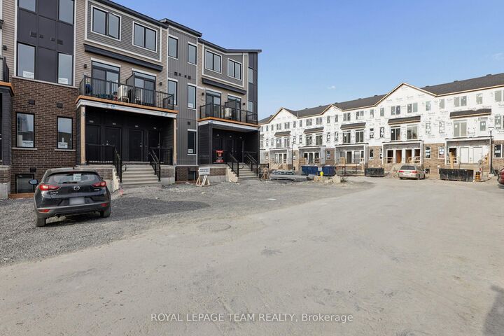 Property Photo:  804 Utopie Private  ON K1W 0Y4 