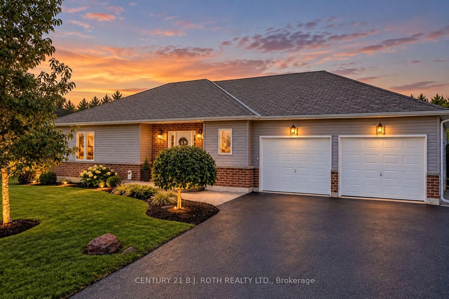 Property Photo:  20 Keyzer Drive  ON L3V 8N7 