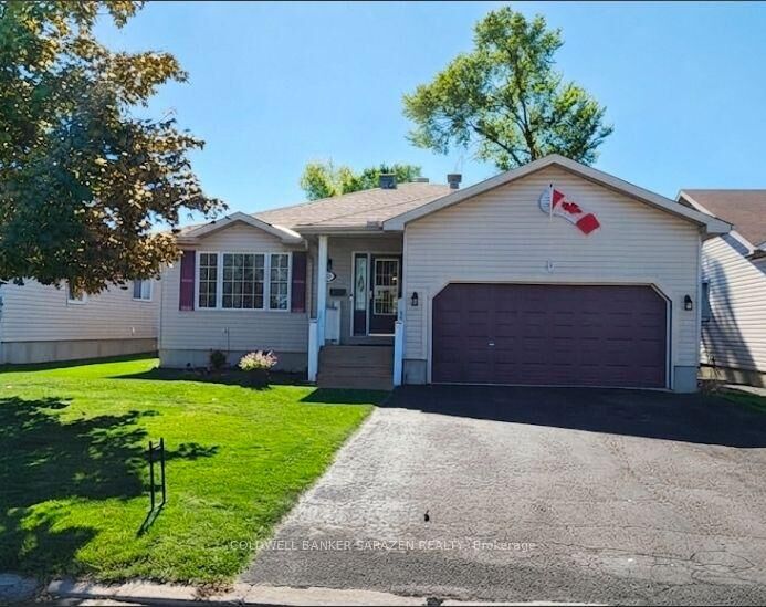 Property Photo: 152 McLachlin Street S ON K7S 3Y4