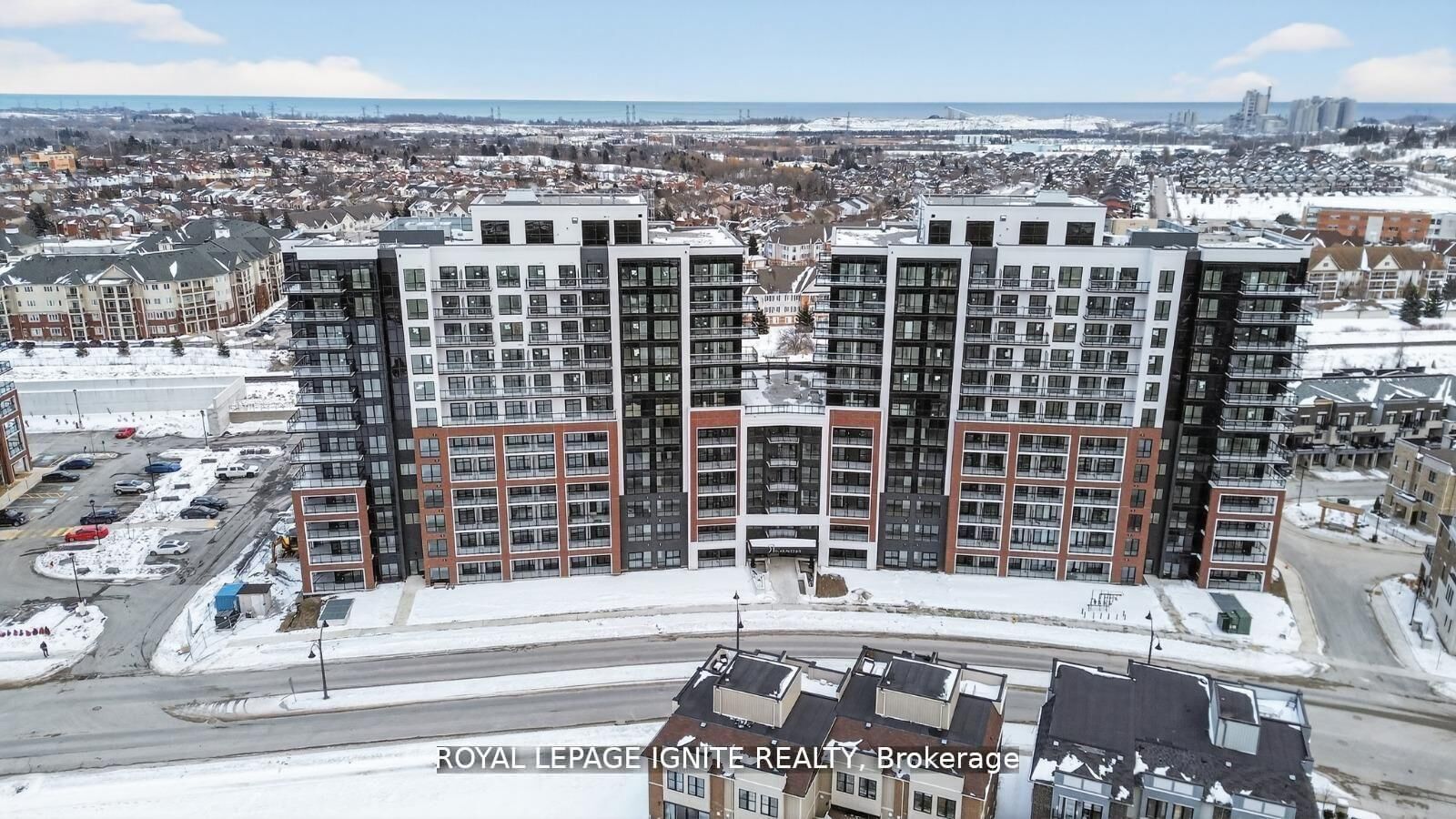 Property Photo:  51 Clarington Boulevard 222  ON L1C 7J8 