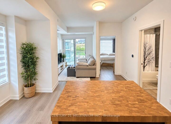 Property Photo:  56 Lakeside Terrace 310  ON L5M 0L4 