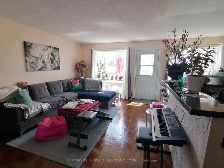 Photo de la propriété: 23 Four Winds Drive 14 ON M3J 1K7