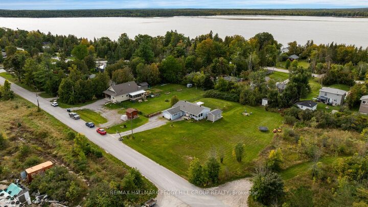 Property Photo: 1058 Sunrise Drive ON L0K 1B0