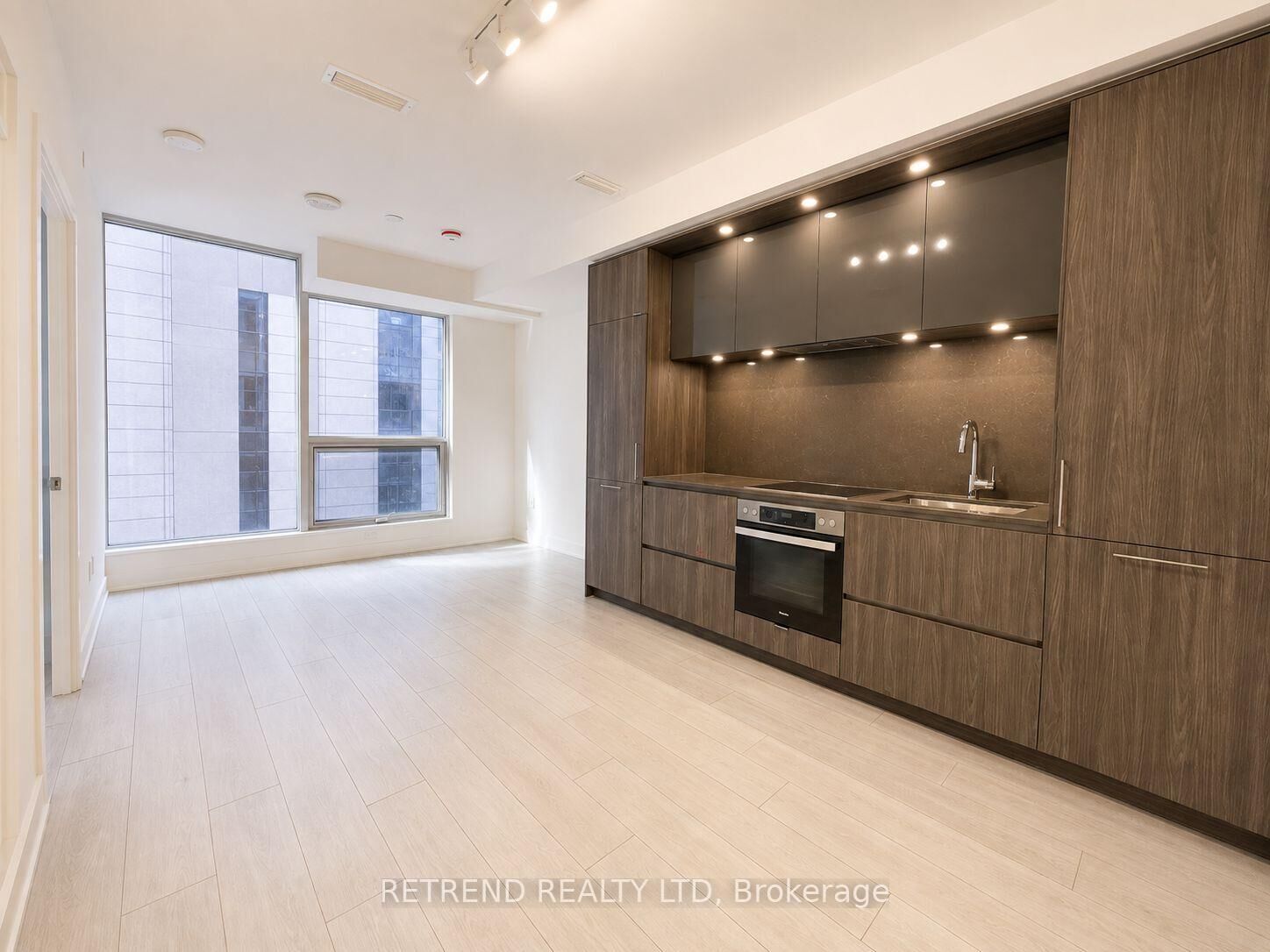 Property Photo:  15 Mercer Street 721  ON M5V 0T8 