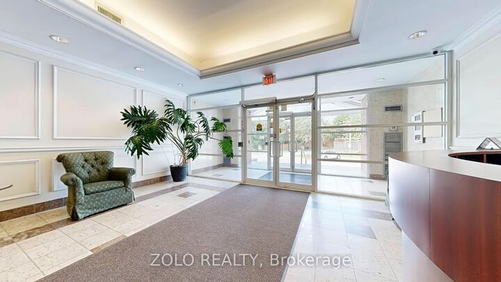 Property Photo:  9 Chalmers Road Ph4  ON L4B 3N3 