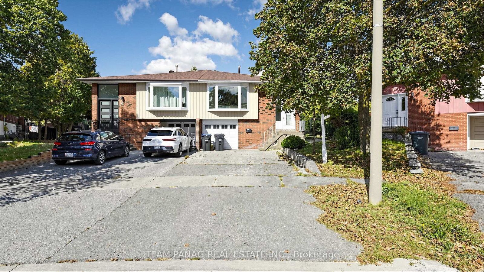 Property Photo: 56 Roseville Drive ON L6Y 2G8